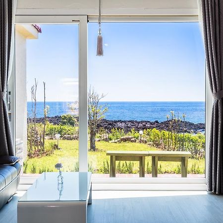 Jeju Turning Point Pension Seogwipo Exterior photo