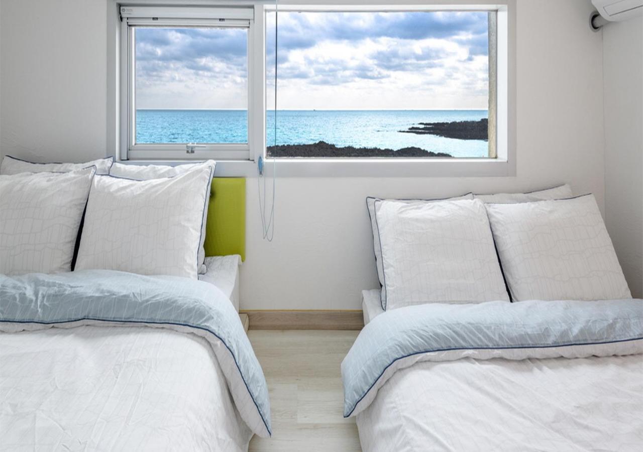 Jeju Turning Point Pension Seogwipo Exterior photo