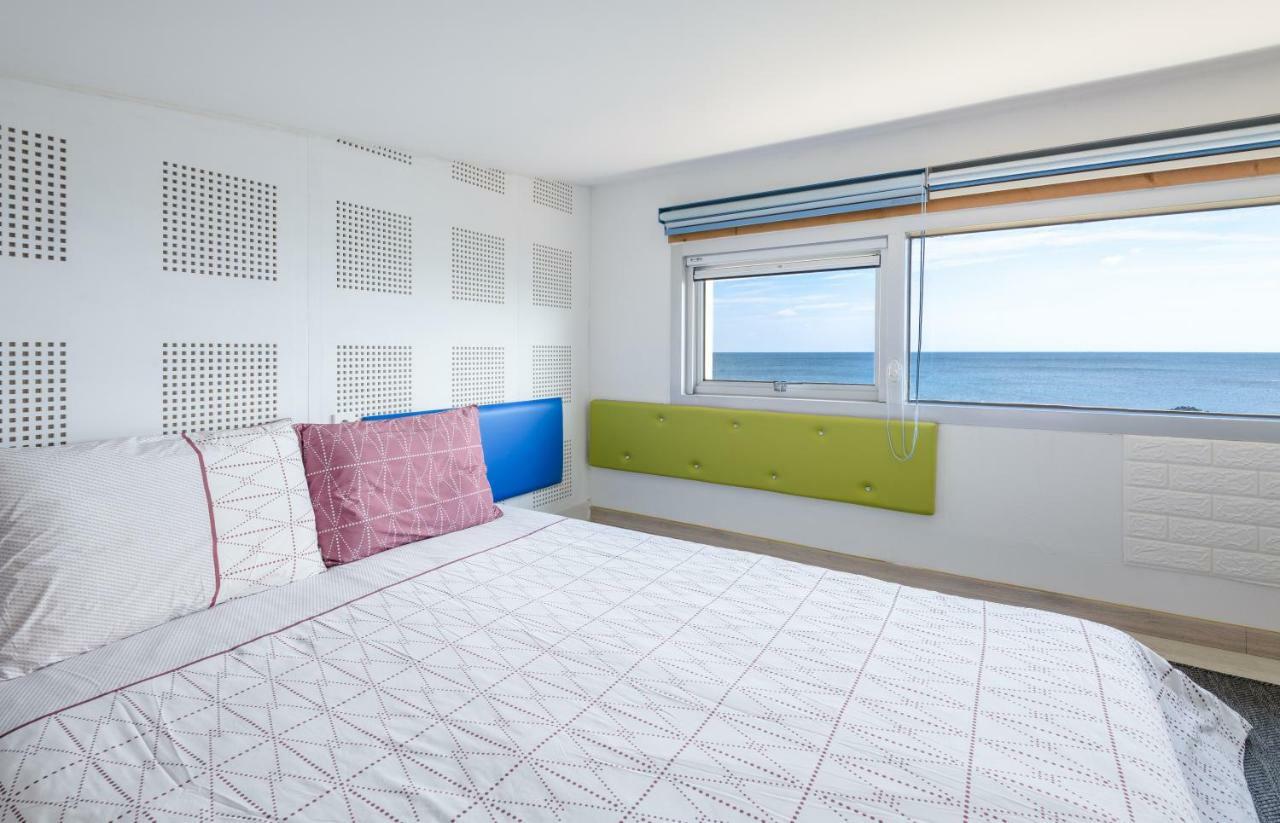 Jeju Turning Point Pension Seogwipo Exterior photo